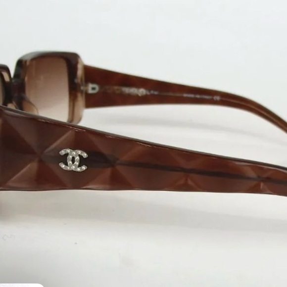 Chanel Rectangular Sunglasses in EUC $150 No scratches or sign of wear. See pics - Picture 5 of 15